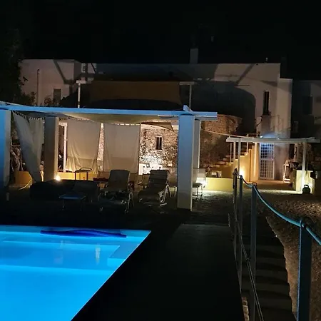 Casa de Férias Ostuni, La Romana Con Piscina Esclusiva 4 O 5 Ospiti *